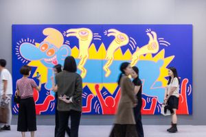 [Keith Haring][0], Kiaf SEOUL 2023 (7–10 September 2023). Courtesy Kiaf SEOUL. Photo: Kiaf SEOUL Operating committee.


[0]: https://ocula.com/artists/keith-haring/